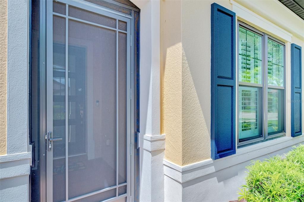 En Venta: $895,000 (4 camas, 3 baños, 2378 Pies cuadrados)