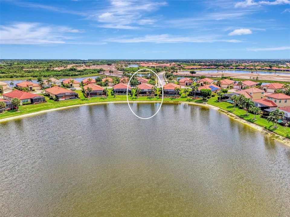 En Venta: $895,000 (4 camas, 3 baños, 2378 Pies cuadrados)