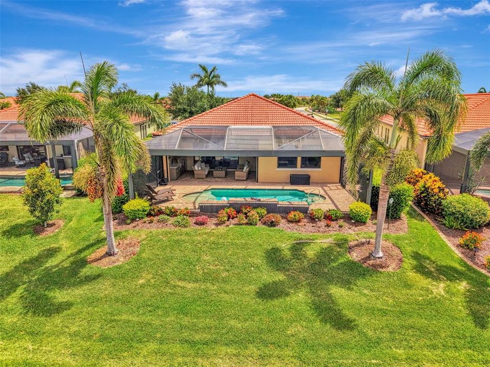 En Venta: $895,000 (4 camas, 3 baños, 2378 Pies cuadrados)