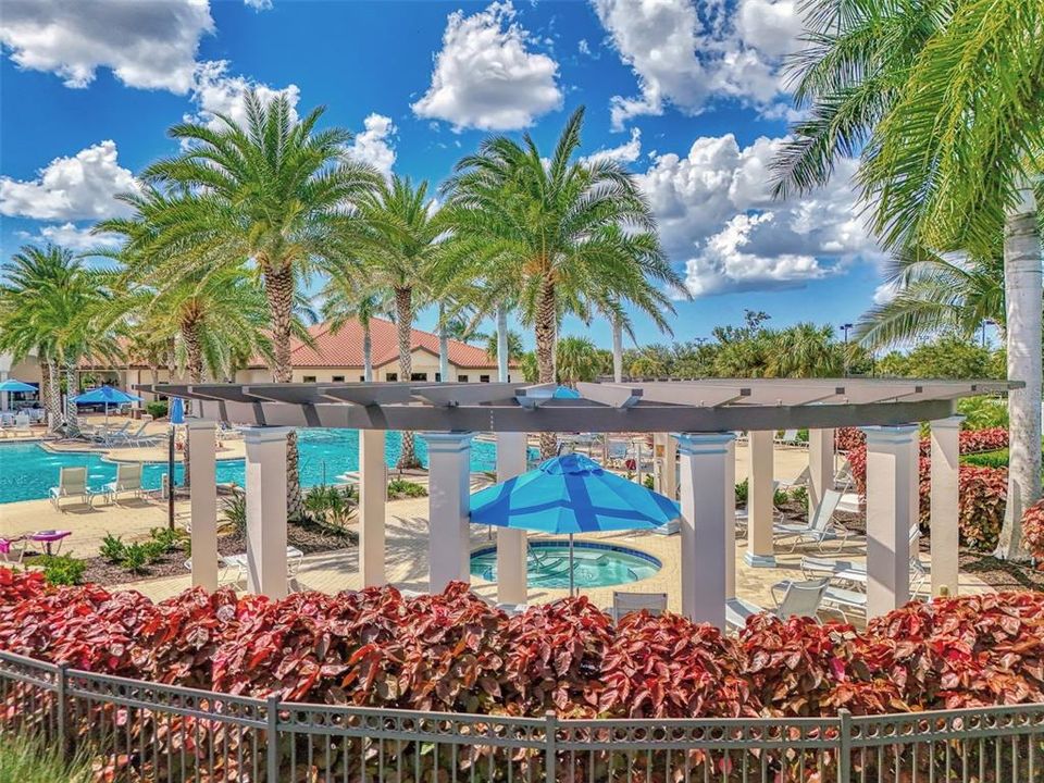 En Venta: $895,000 (4 camas, 3 baños, 2378 Pies cuadrados)