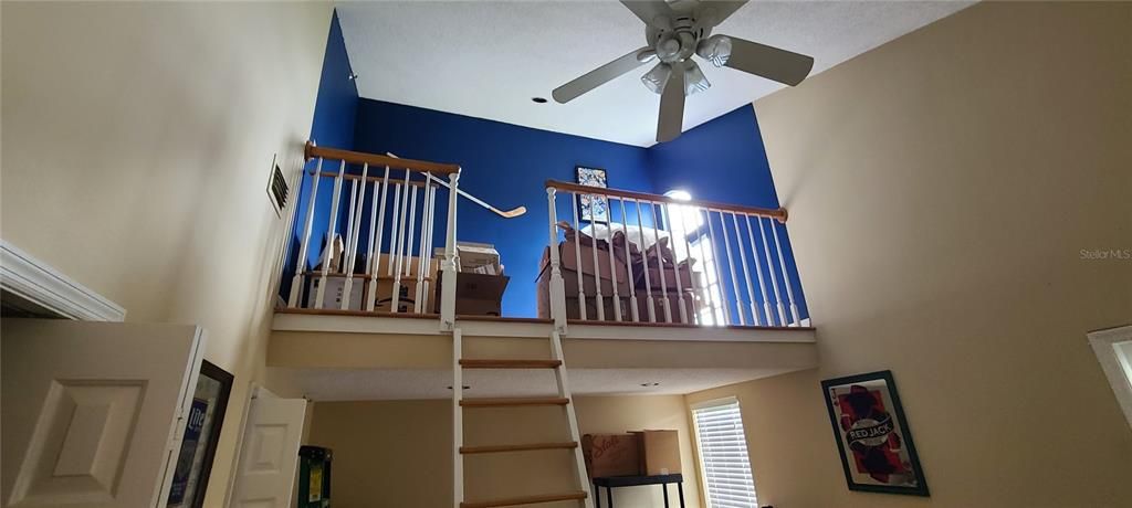 For Sale: $369,900 (2 beds, 2 baths, 1294 Square Feet)