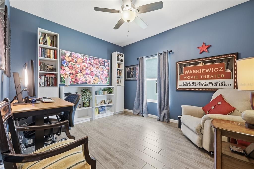 For Sale: $355,000 (4 beds, 2 baths, 1959 Square Feet)