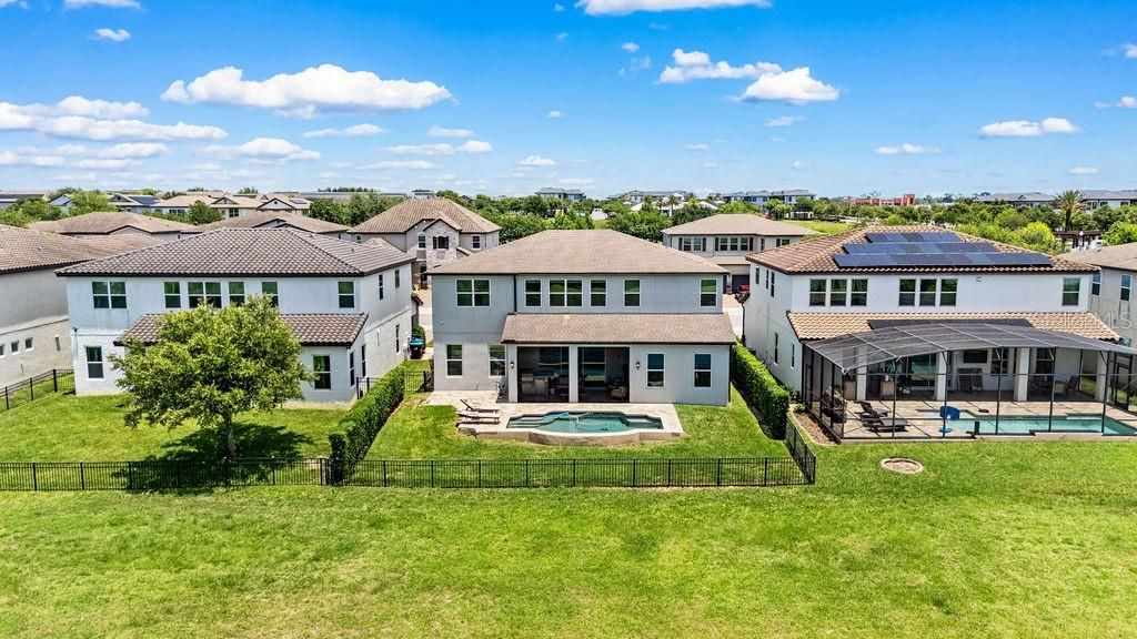 For Sale: $1,099,000 (6 beds, 5 baths, 3942 Square Feet)