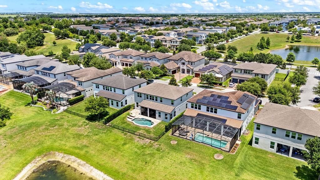 For Sale: $1,099,000 (6 beds, 5 baths, 3942 Square Feet)