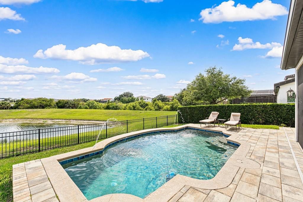 For Sale: $1,099,000 (6 beds, 5 baths, 3942 Square Feet)