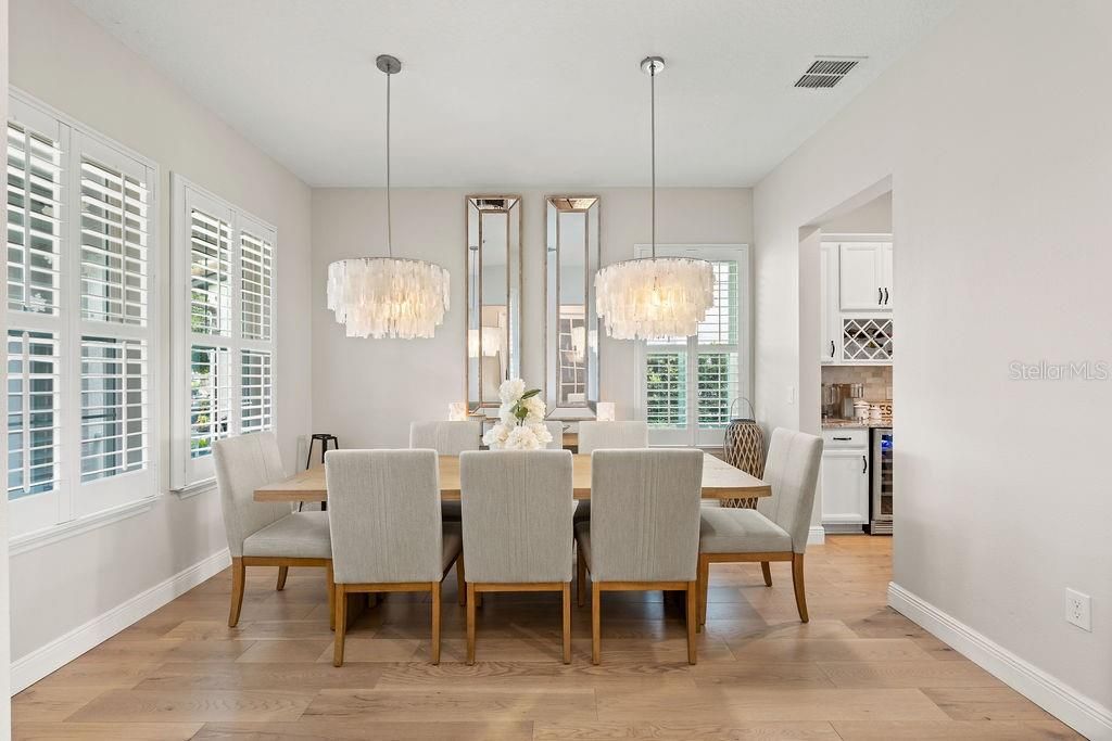 For Sale: $1,099,000 (6 beds, 5 baths, 3942 Square Feet)