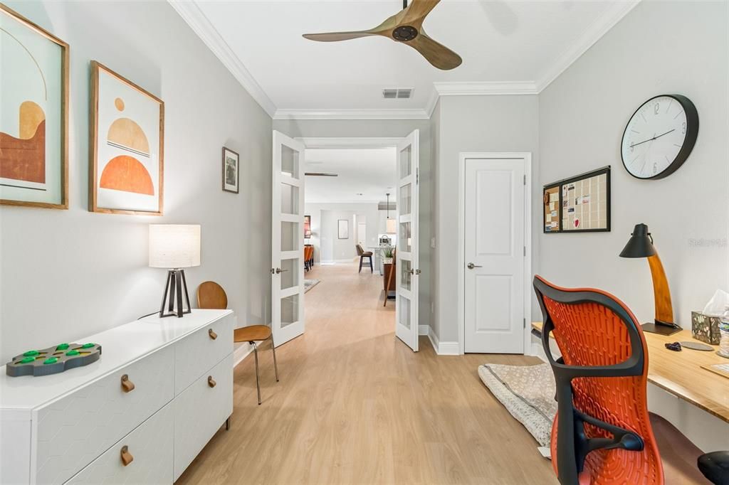 For Sale: $389,500 (2 beds, 2 baths, 2242 Square Feet)