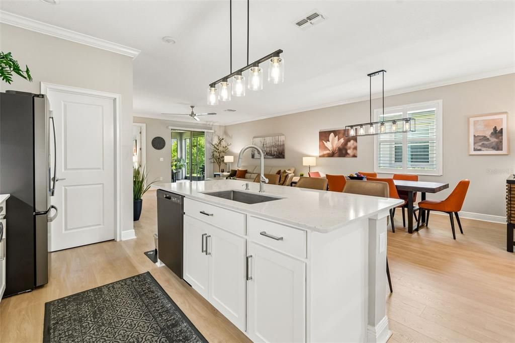 For Sale: $389,500 (2 beds, 2 baths, 2242 Square Feet)