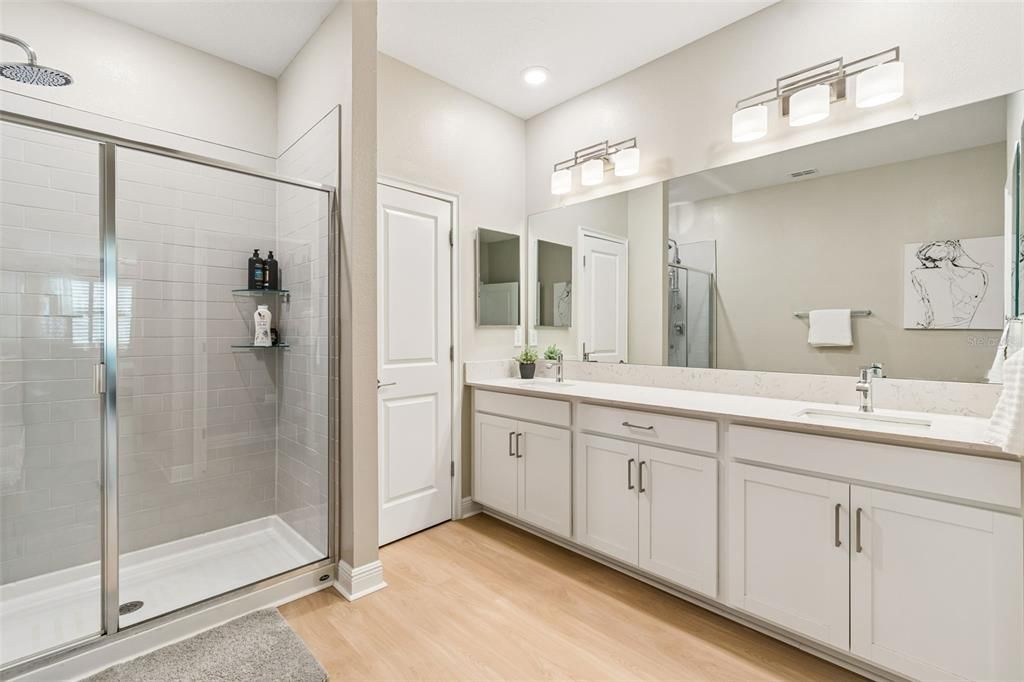 For Sale: $389,500 (2 beds, 2 baths, 2242 Square Feet)