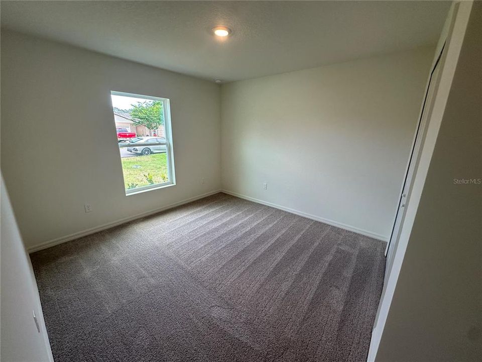 For Sale: $339,990 (4 beds, 2 baths, 1806 Square Feet)