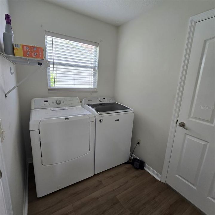 En Venta: $379,500 (3 camas, 2 baños, 1723 Pies cuadrados)