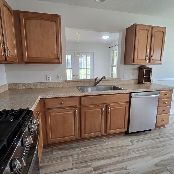 En Venta: $379,500 (3 camas, 2 baños, 1723 Pies cuadrados)