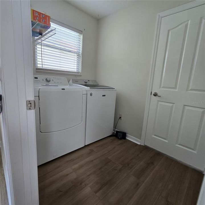 En Venta: $379,500 (3 camas, 2 baños, 1723 Pies cuadrados)
