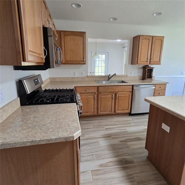 En Venta: $379,500 (3 camas, 2 baños, 1723 Pies cuadrados)