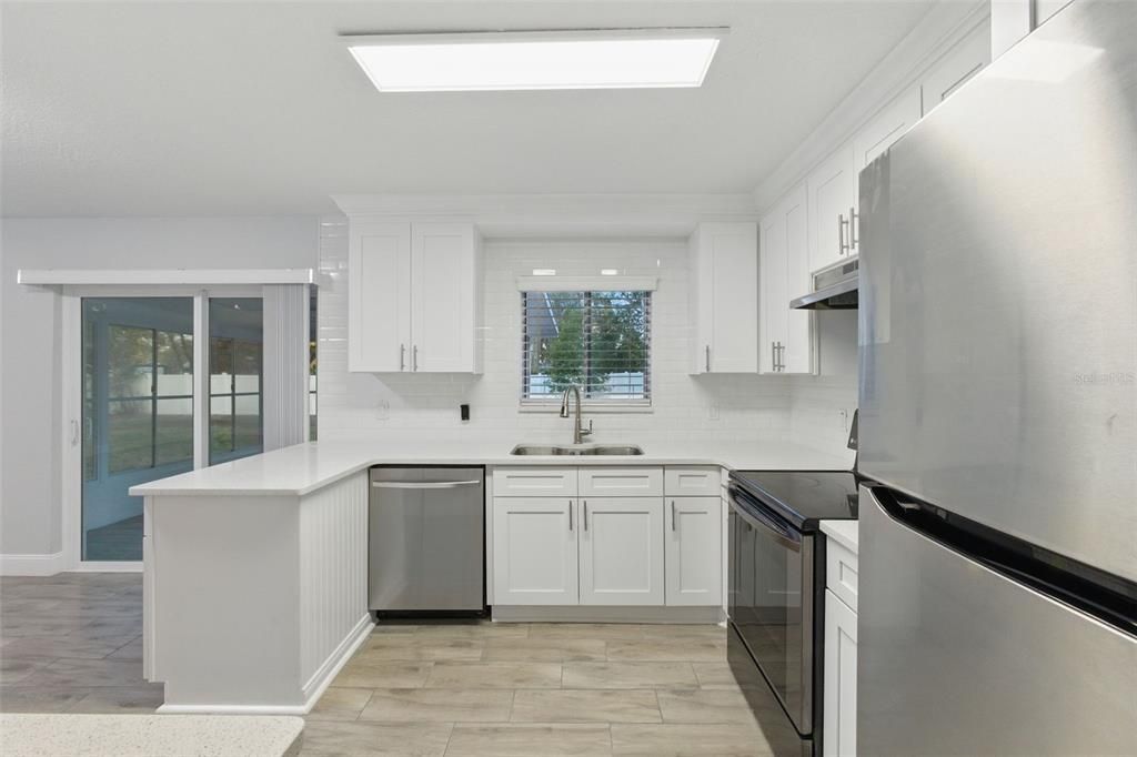 В аренду: $2,650 (4 спален, 2 ванн, 1624 Квадратных фут)