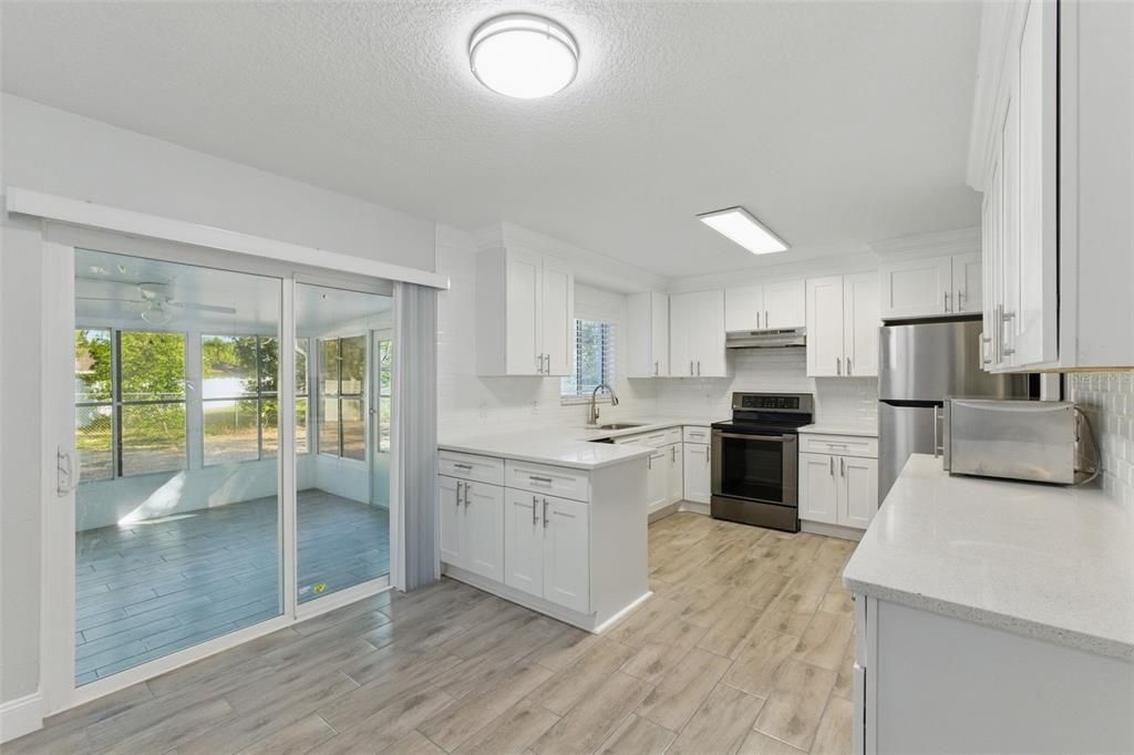 В аренду: $2,650 (4 спален, 2 ванн, 1624 Квадратных фут)