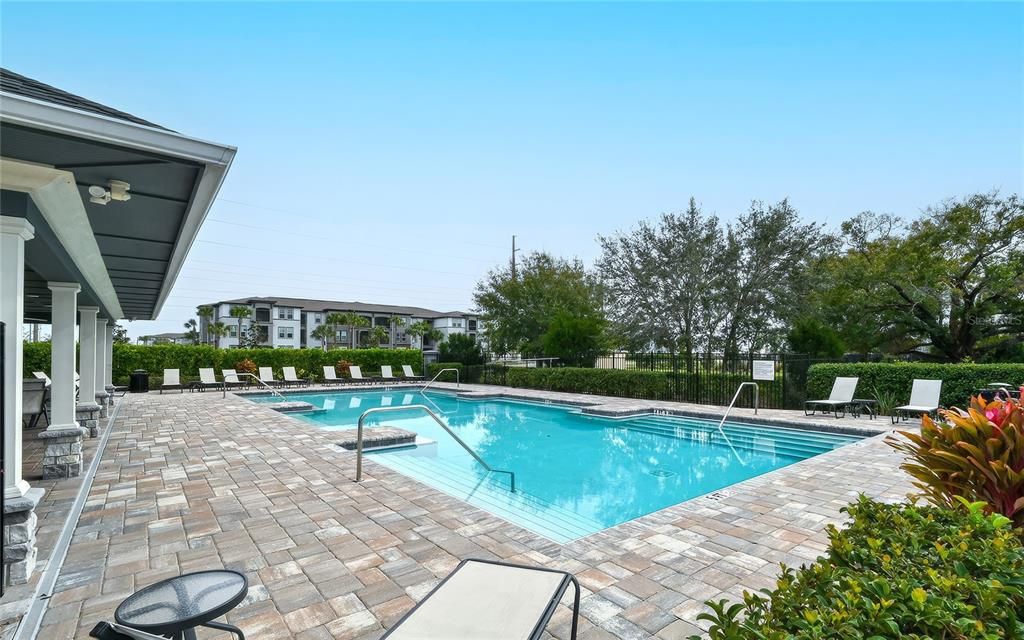En Venta: $499,000 (4 camas, 3 baños, 2340 Pies cuadrados)
