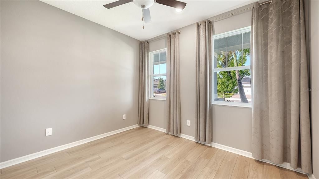 En Venta: $499,000 (4 camas, 3 baños, 2340 Pies cuadrados)
