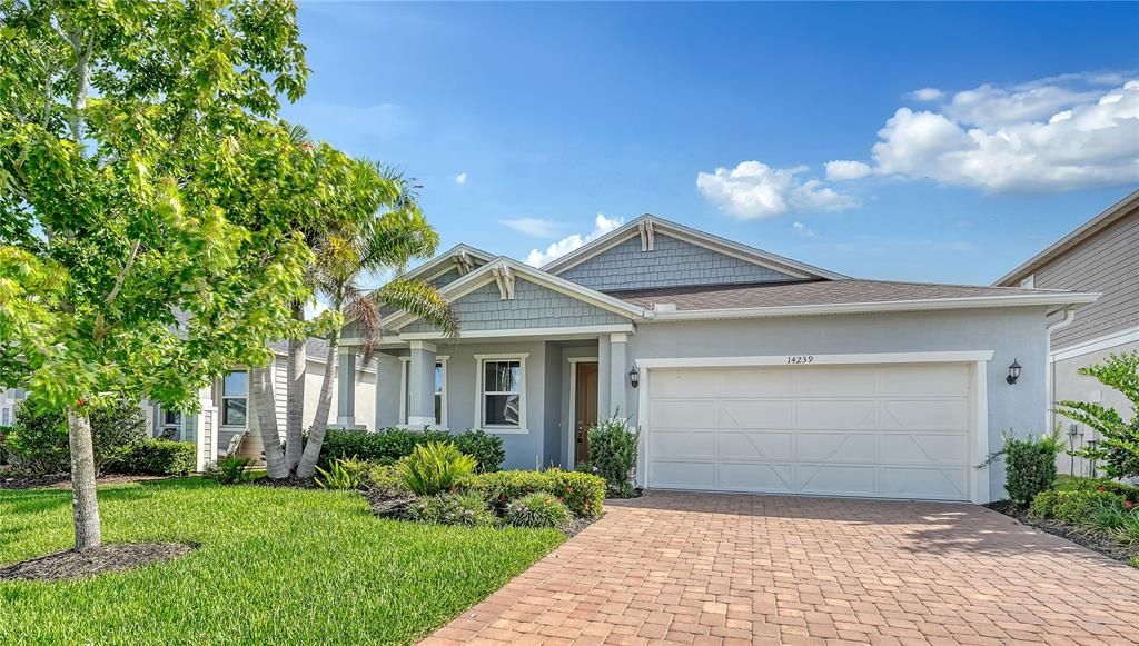 En Venta: $499,000 (4 camas, 3 baños, 2340 Pies cuadrados)