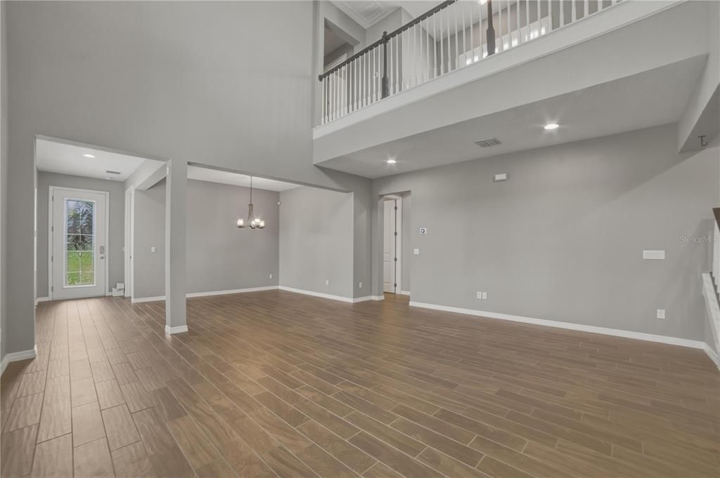 For Rent: $4,000 (5 beds, 3 baths, 2934 Square Feet)