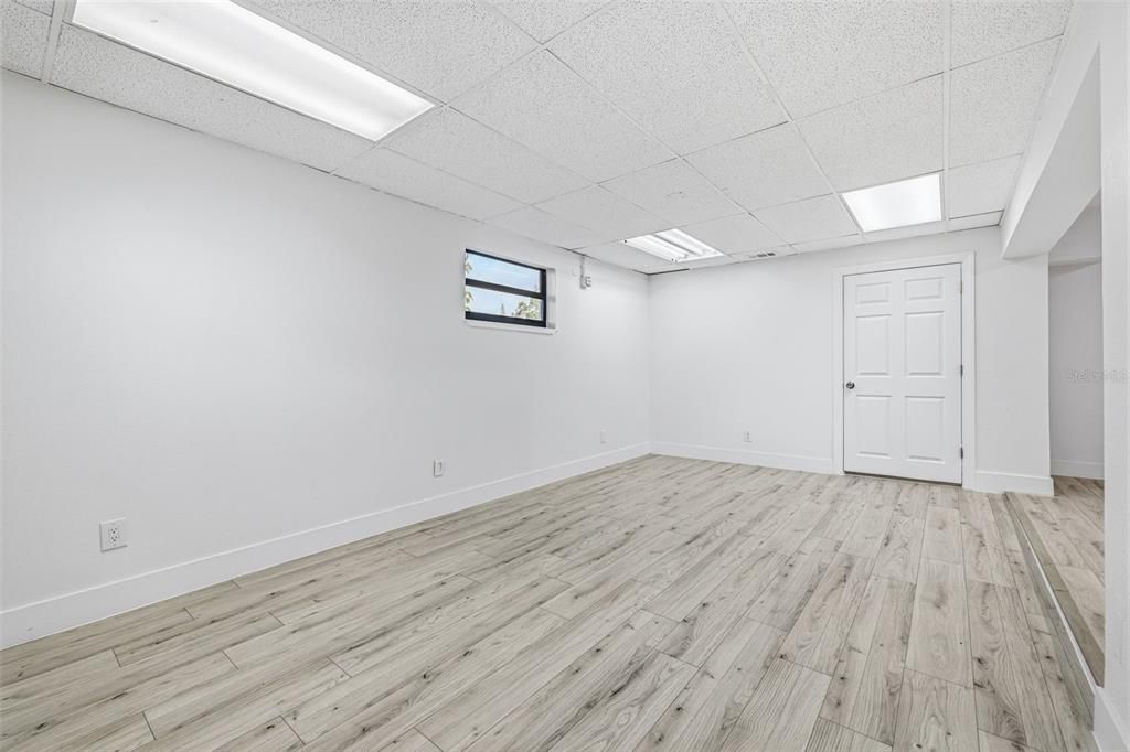 For Sale: $419,900 (0 beds, 0 baths, 1435 Square Feet)