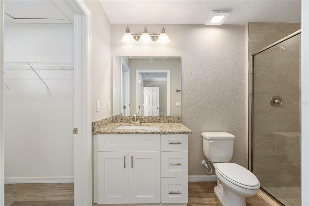 For Sale: $231,799 (3 beds, 2 baths, 1121 Square Feet)