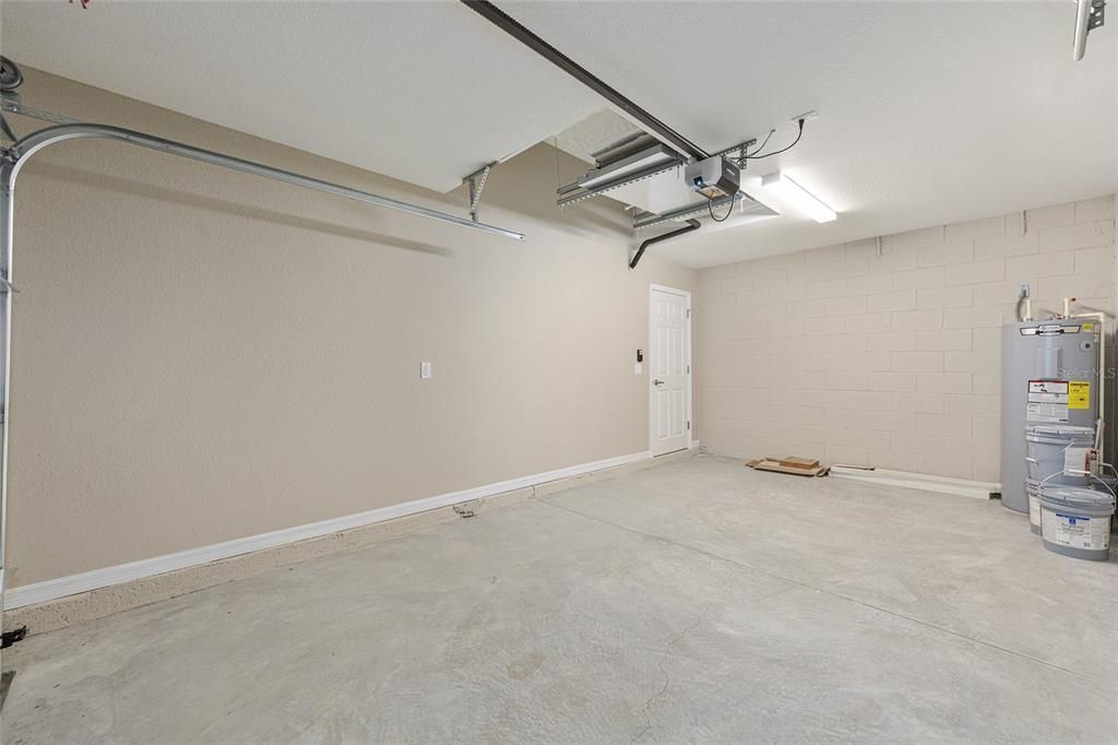 For Sale: $231,799 (3 beds, 2 baths, 1121 Square Feet)