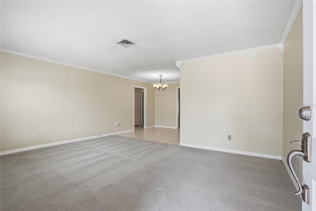 For Sale: $540,000 (3 beds, 2 baths, 1424 Square Feet)