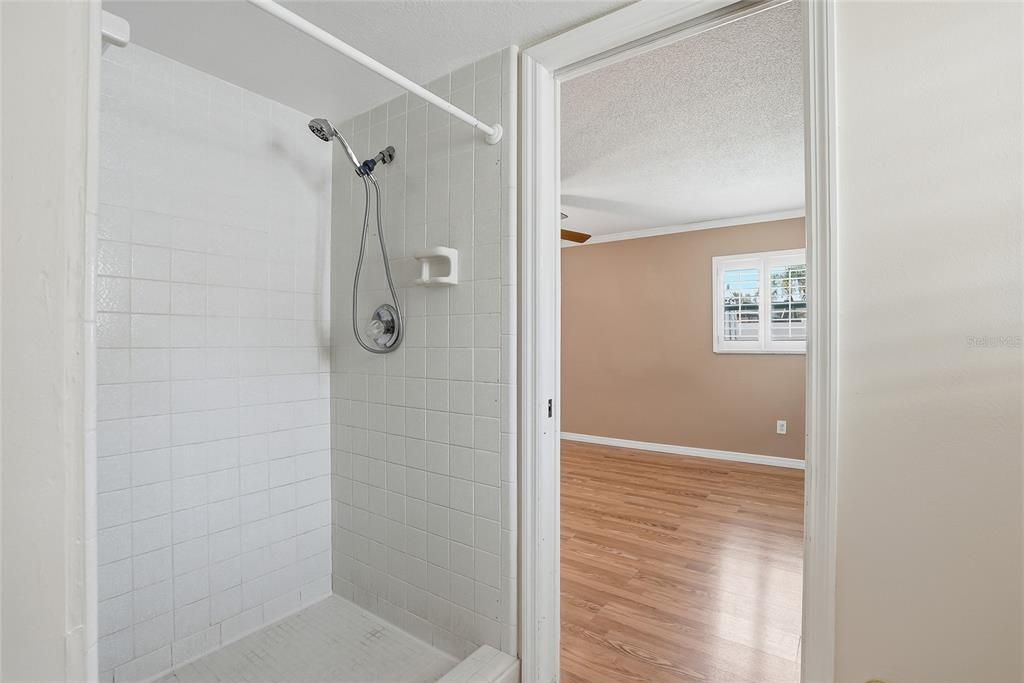 For Sale: $540,000 (3 beds, 2 baths, 1424 Square Feet)