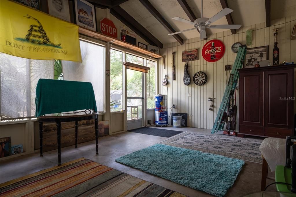 For Sale: $279,900 (2 beds, 2 baths, 794 Square Feet)