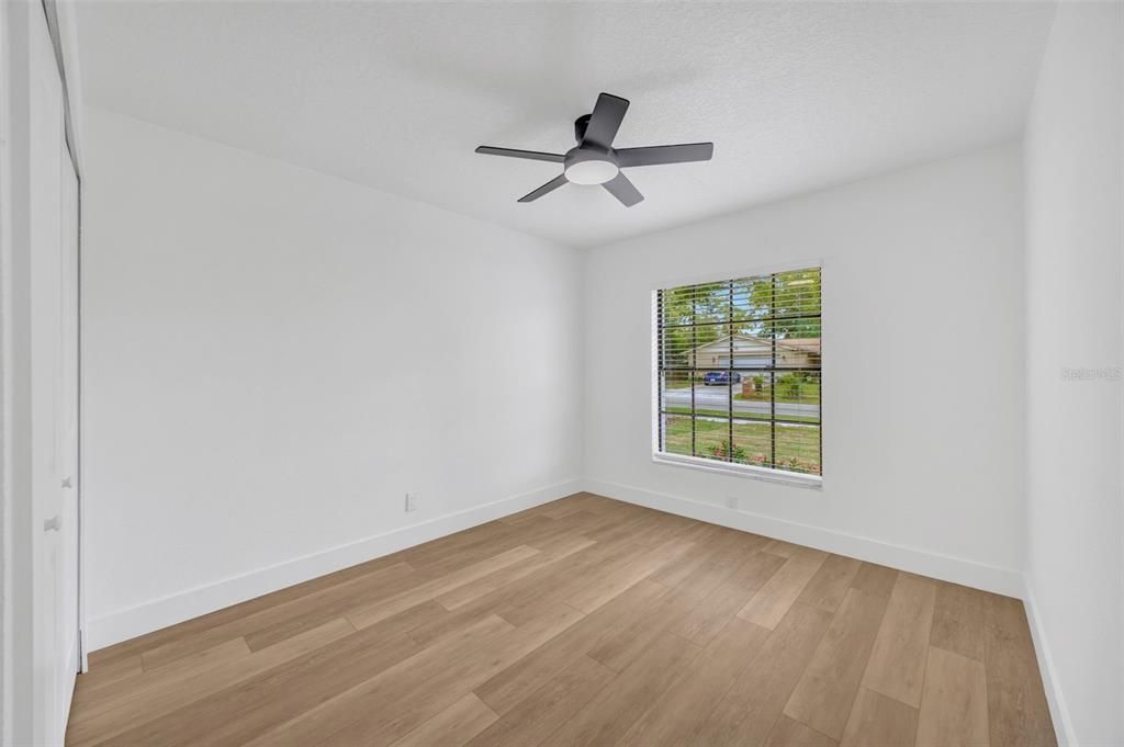 En Venta: $559,000 (5 camas, 2 baños, 2021 Pies cuadrados)
