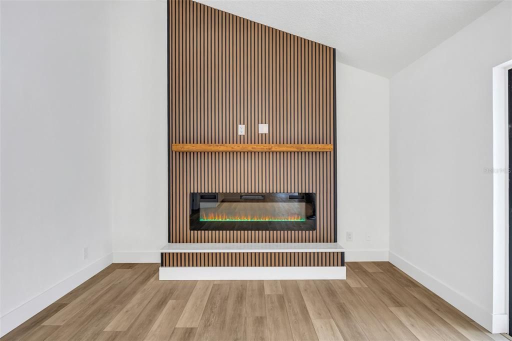 En Venta: $559,000 (5 camas, 2 baños, 2021 Pies cuadrados)
