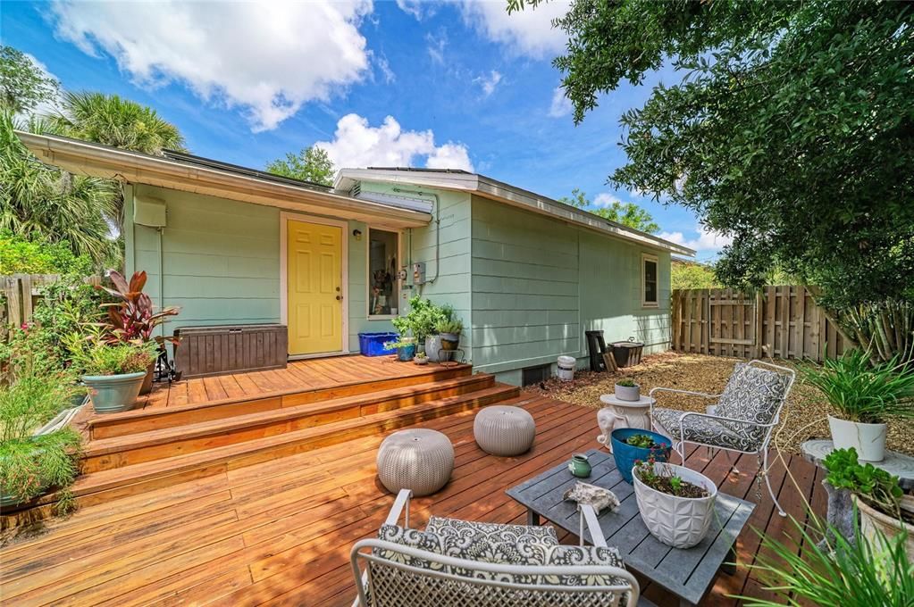 En Venta: $290,000 (2 camas, 2 baños, 916 Pies cuadrados)