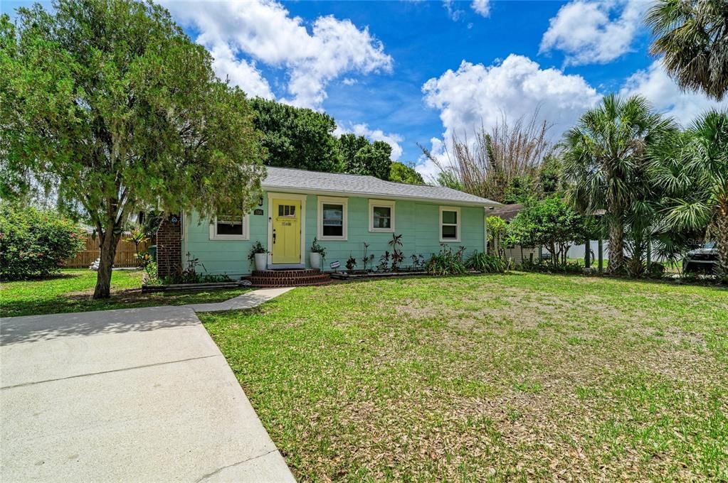 En Venta: $290,000 (2 camas, 2 baños, 916 Pies cuadrados)
