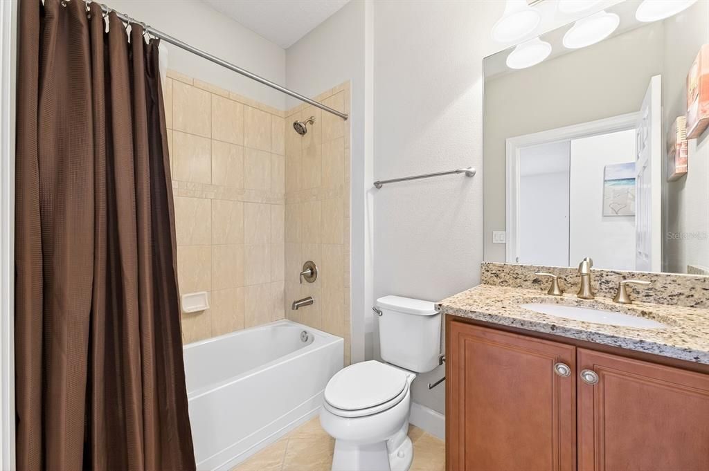 En Venta: $325,000 (3 camas, 2 baños, 1448 Pies cuadrados)