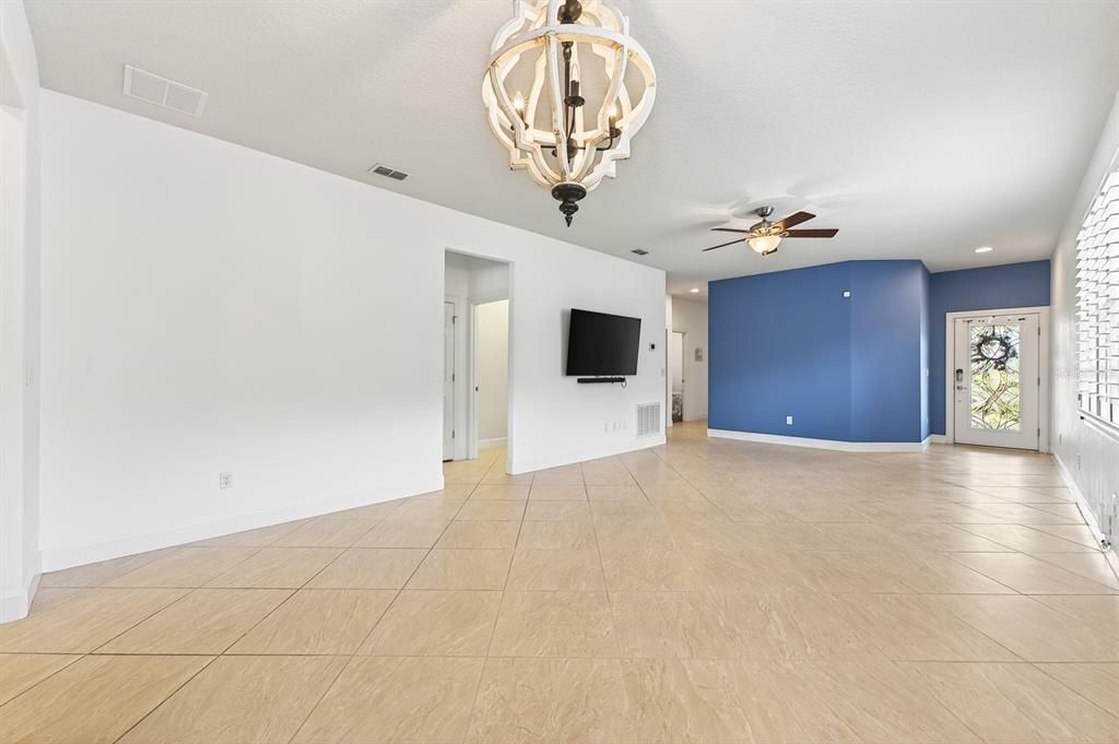 En Venta: $325,000 (3 camas, 2 baños, 1448 Pies cuadrados)