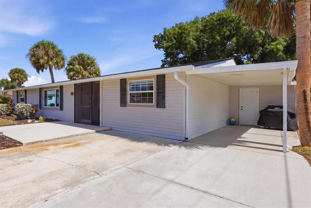 For Sale: $264,900 (3 beds, 2 baths, 1402 Square Feet)