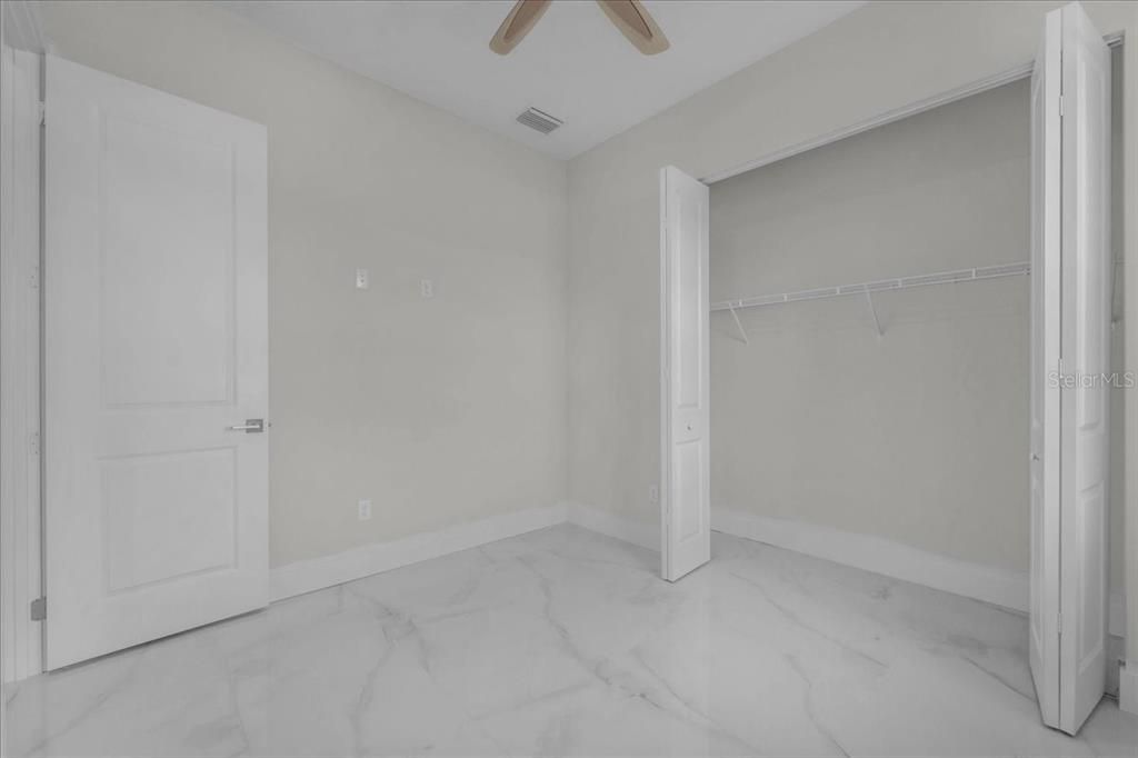 En Venta: $310,000 (4 camas, 2 baños, 1502 Pies cuadrados)