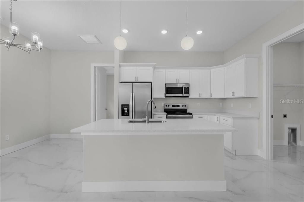 En Venta: $310,000 (4 camas, 2 baños, 1502 Pies cuadrados)