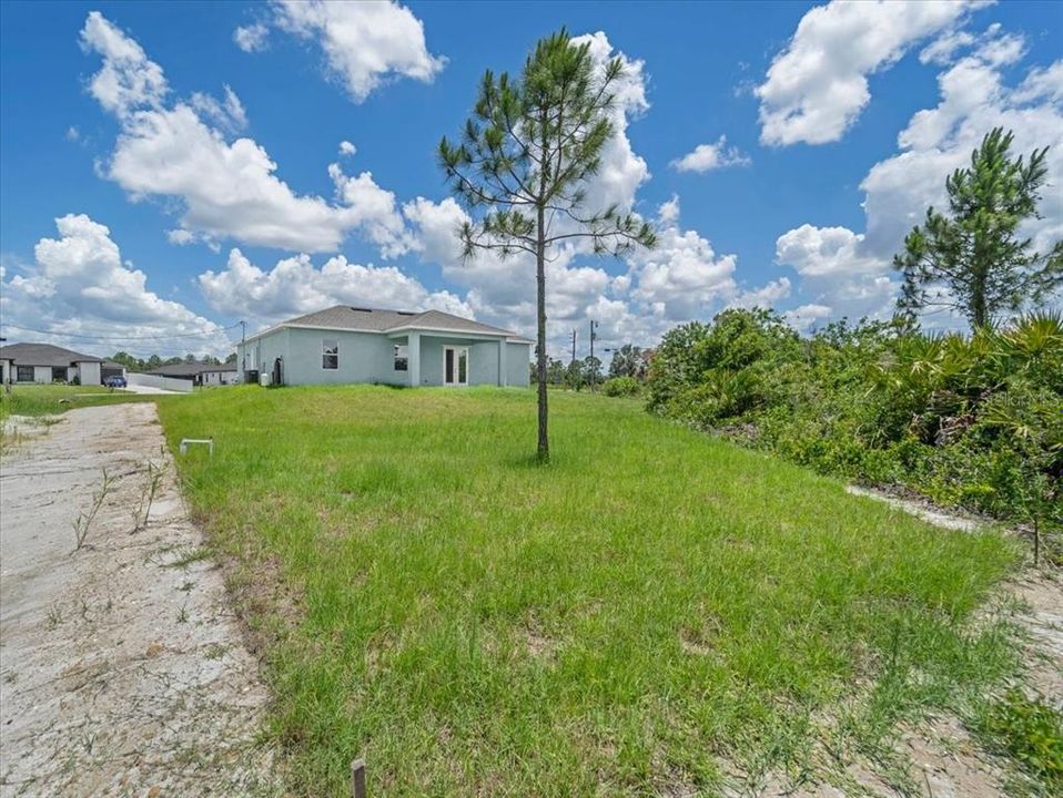 En Venta: $310,000 (4 camas, 2 baños, 1502 Pies cuadrados)
