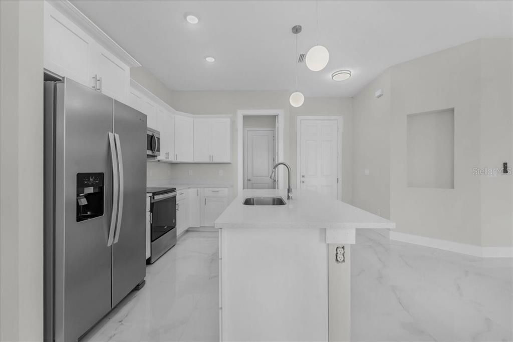 En Venta: $310,000 (4 camas, 2 baños, 1502 Pies cuadrados)