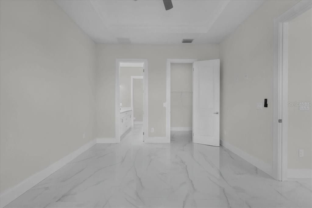 En Venta: $310,000 (4 camas, 2 baños, 1502 Pies cuadrados)