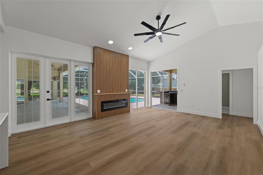 For Sale: $599,000 (4 beds, 3 baths, 2512 Square Feet)