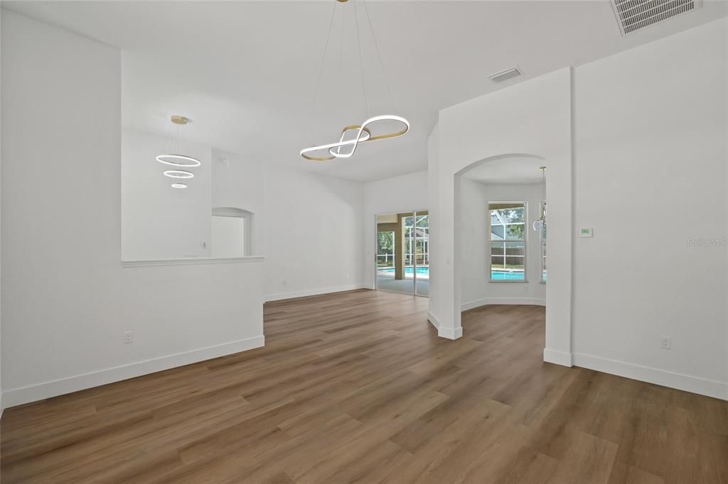 For Sale: $599,000 (4 beds, 3 baths, 2512 Square Feet)