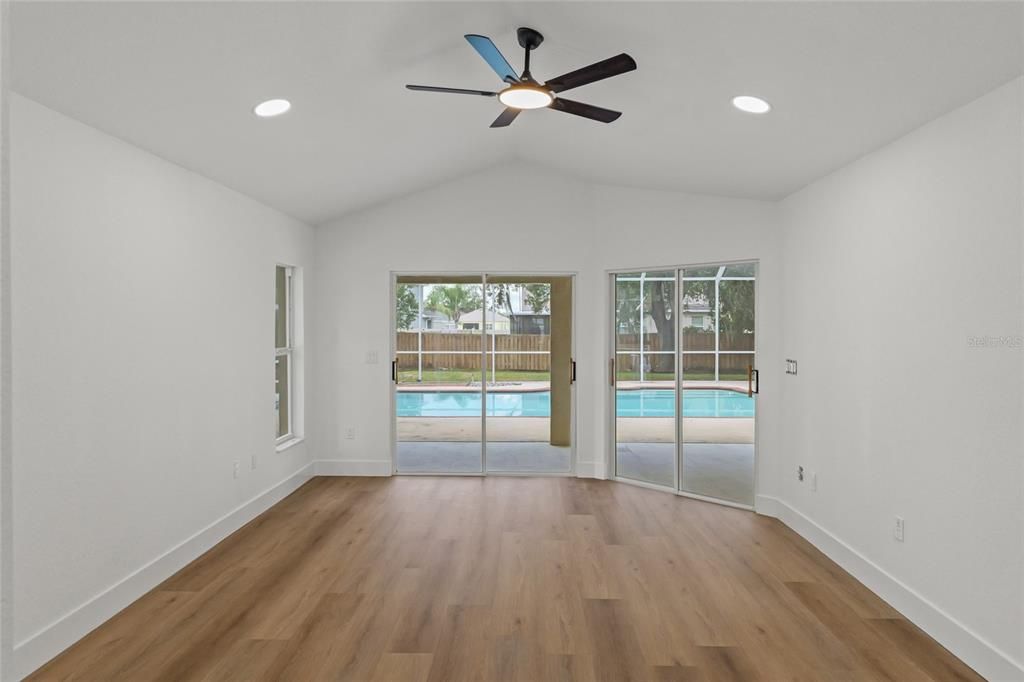 For Sale: $599,000 (4 beds, 3 baths, 2512 Square Feet)
