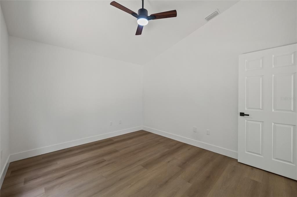 For Sale: $599,000 (4 beds, 3 baths, 2512 Square Feet)
