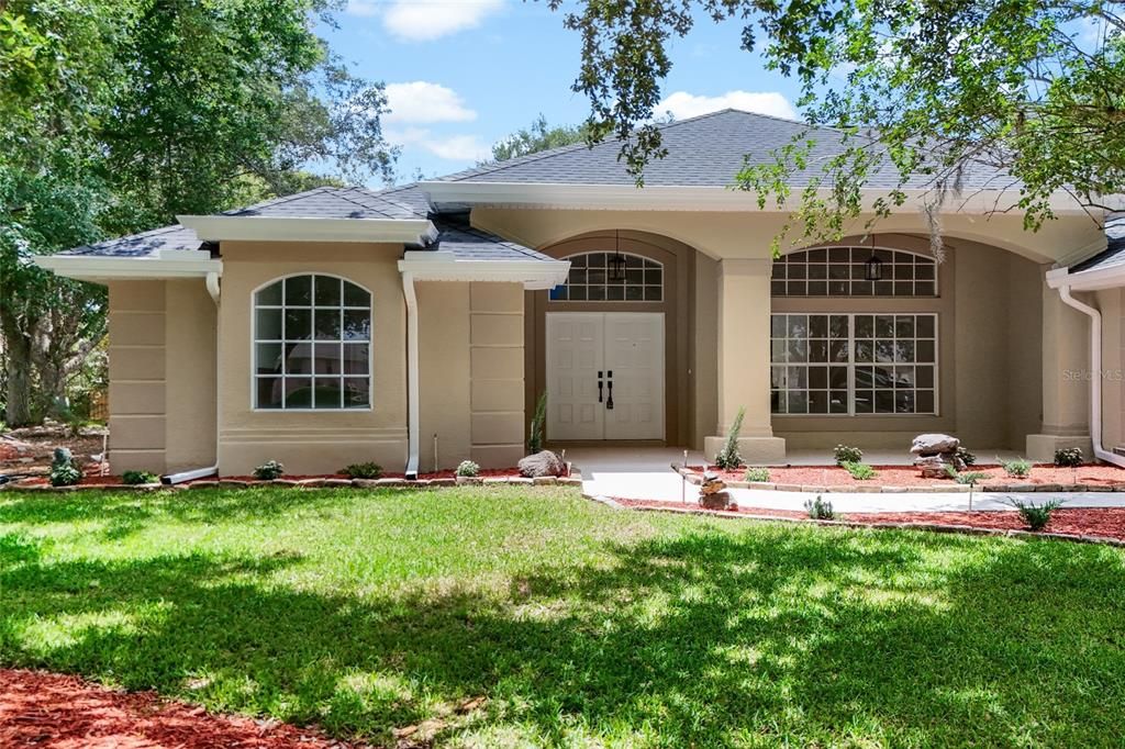 For Sale: $599,000 (4 beds, 3 baths, 2512 Square Feet)