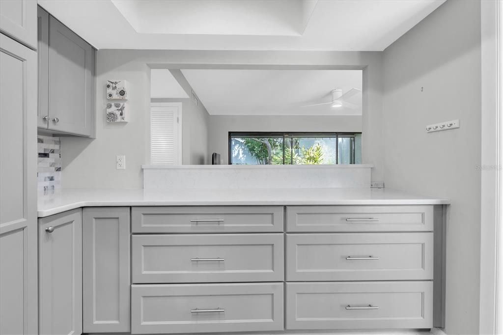Active With Contract: $395,000 (2 beds, 2 baths, 1308 Square Feet)