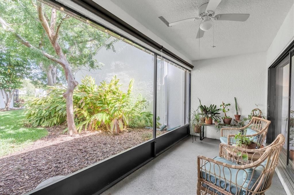 Active With Contract: $395,000 (2 beds, 2 baths, 1308 Square Feet)