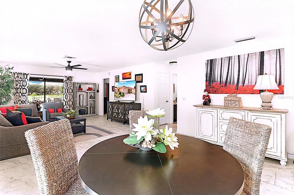 For Sale: $395,000 (2 beds, 2 baths, 1156 Square Feet)